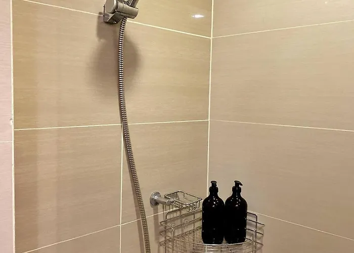 Apartment Cozy & Stylist Unit In Bgc Manila