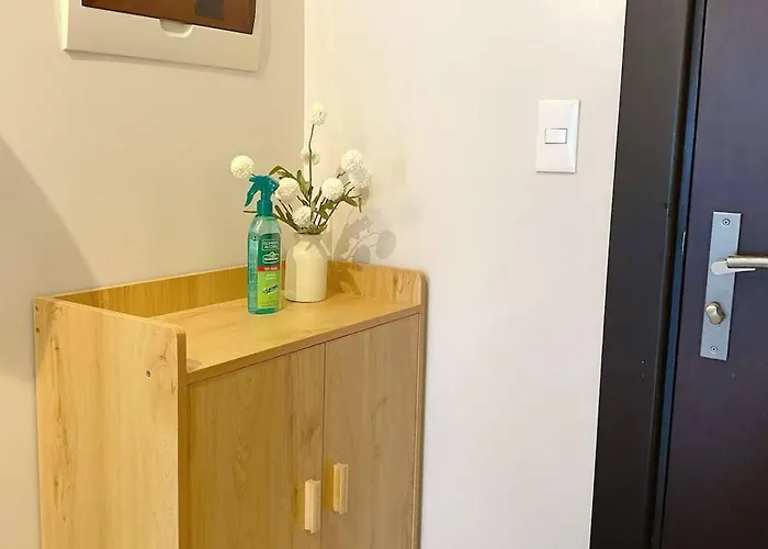 Apartment Cozy & Stylist Unit In Bgc Manila